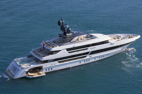 Yacht charter in Portofino Sanlorenzo 52m LADY LENA