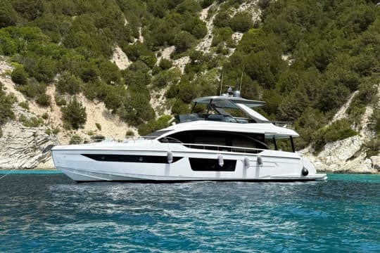 AZIMUT FLY 68
