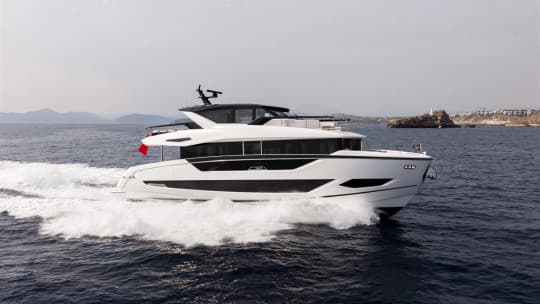 82 OCEAN ENCLOSED