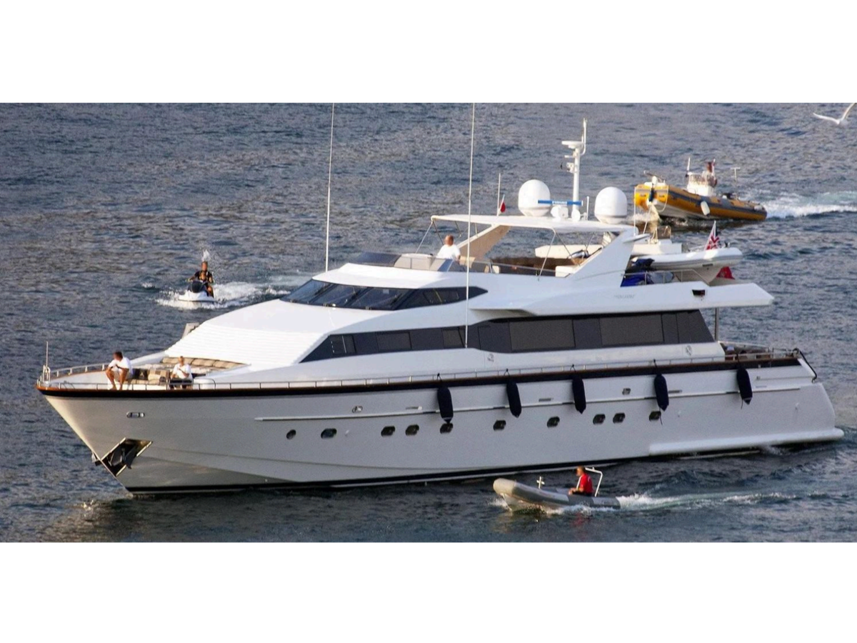 FALCON 106