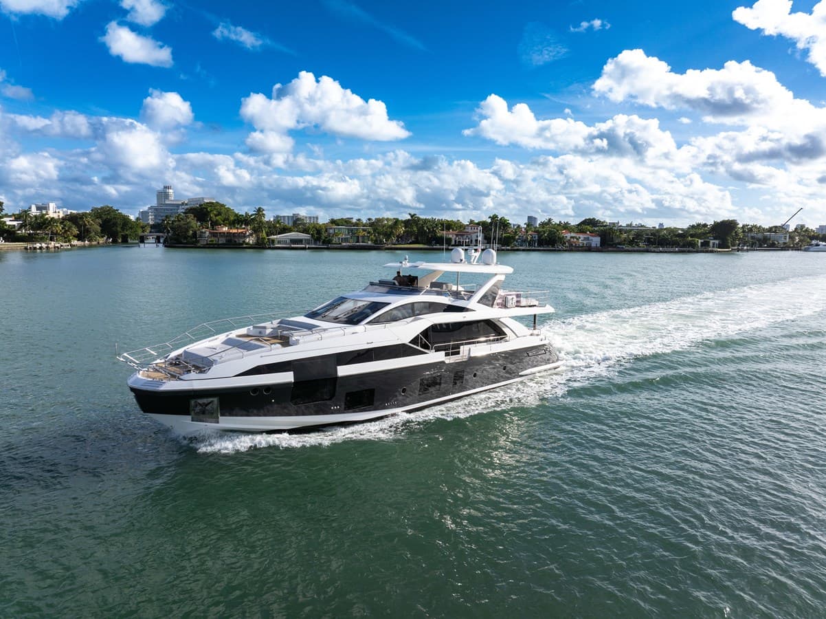 AZIMUT GRANDE 27